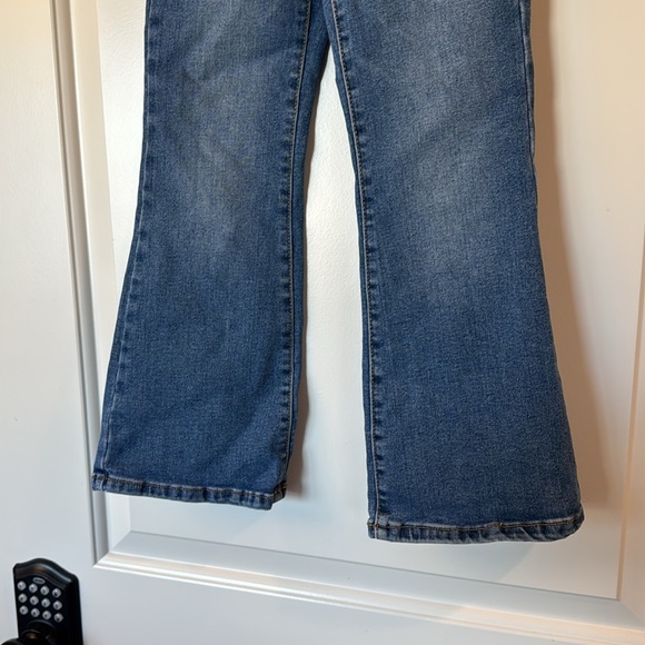Jumping Beans flair jeans size 6 - from kohls - like new - Picture 3 of 12